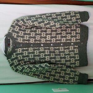 Vintage Norsk Husflid Handmade in Norway 100% Virgin Wool Cardigan